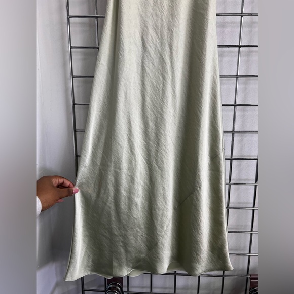 NWT Aritzia Wilfred Green Satin only slip midi dress size Extra small‎ - Picture 2 of 7